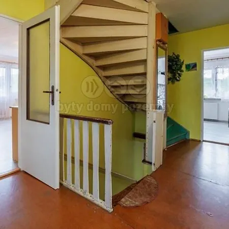 Apartmanovy Dum V Rotave 公寓 *