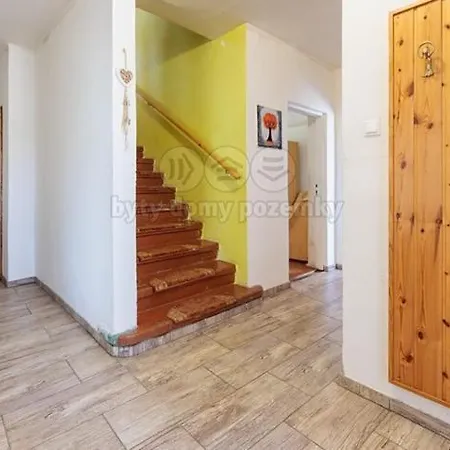 Apartmanovy Dum V Rotave 公寓 Rotava