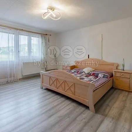 Apartmanovy Dum V Rotave 公寓