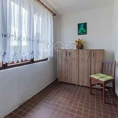 Apartmanovy Dum V Rotave *